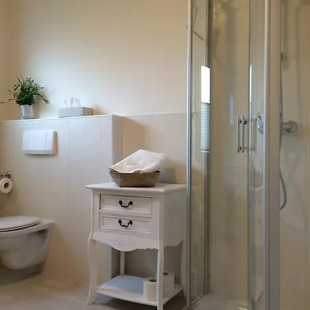 Sophia Spessarthauser 4*