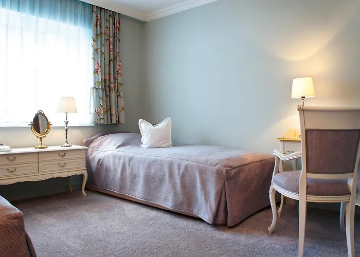 Sophia Spessarthauser 4*